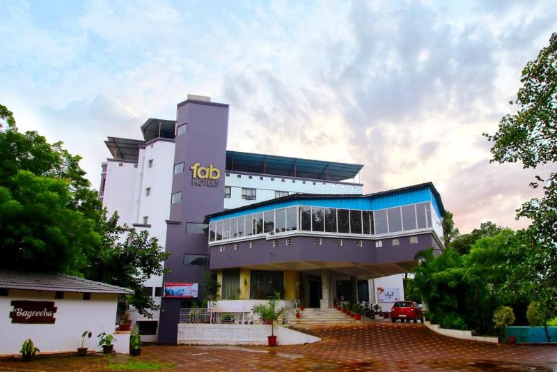 Fabhotel Suryakiran Chinchwad