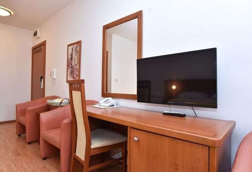 Fotos del hotel Mena:  12