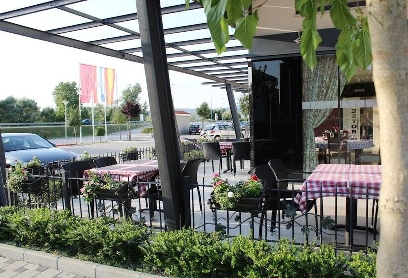 Fotos del hotel Narenta:  4