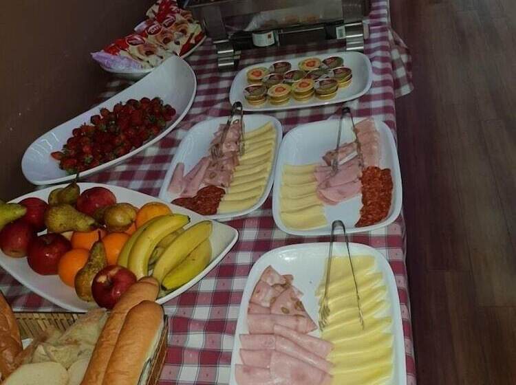 Fotos del hotel Narenta:  3