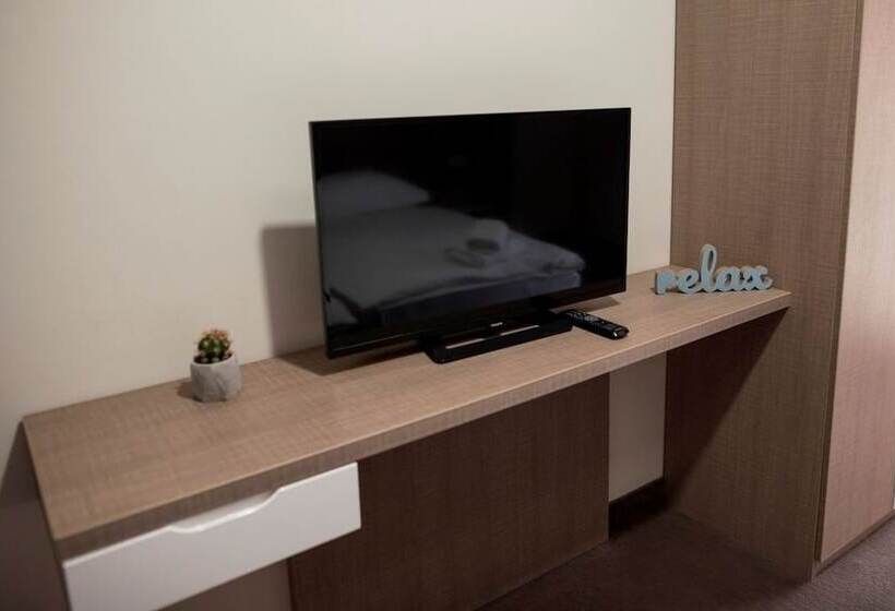 Fotos del hotel Narenta:  11