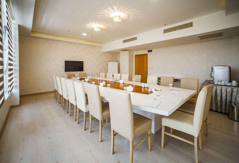 Fotos del hotel Tzob Otel:  8