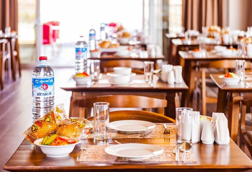 Fotos del hotel Tzob Otel:  24