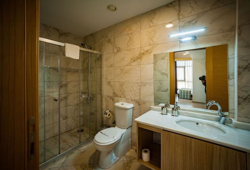 Fotos del hotel Tzob Otel:  10