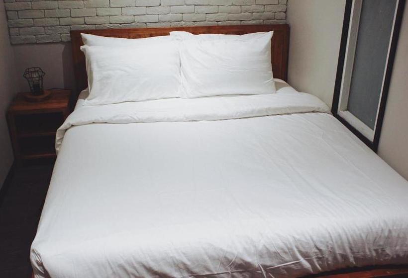 Fotos del hotel Henry S  & Gastropub:  13