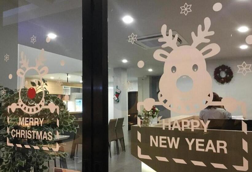 Fotos del hotel Mone Residence:  2