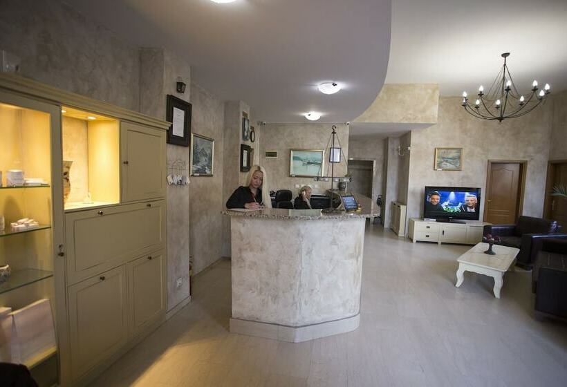 Fotos del hotel Alexander Palace:  2