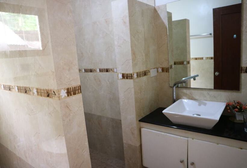 Fotos del hotel El Nido Reef Strand Resort:  11