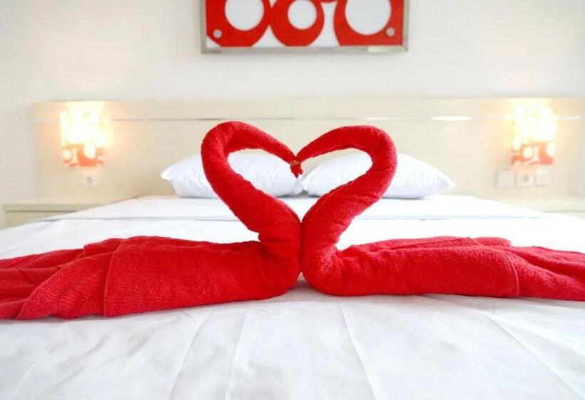 Fotos del hotel Simona:  7