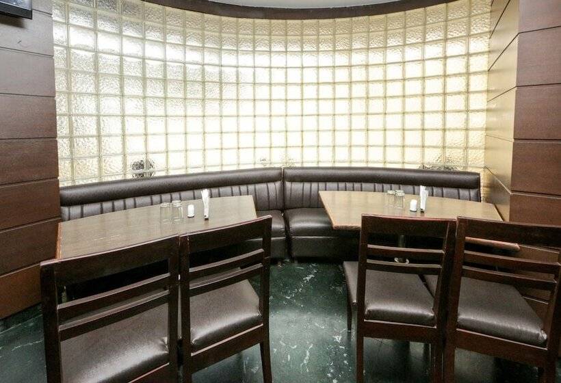 Fotos del hotel Lucky Hotel Goregaon:  14