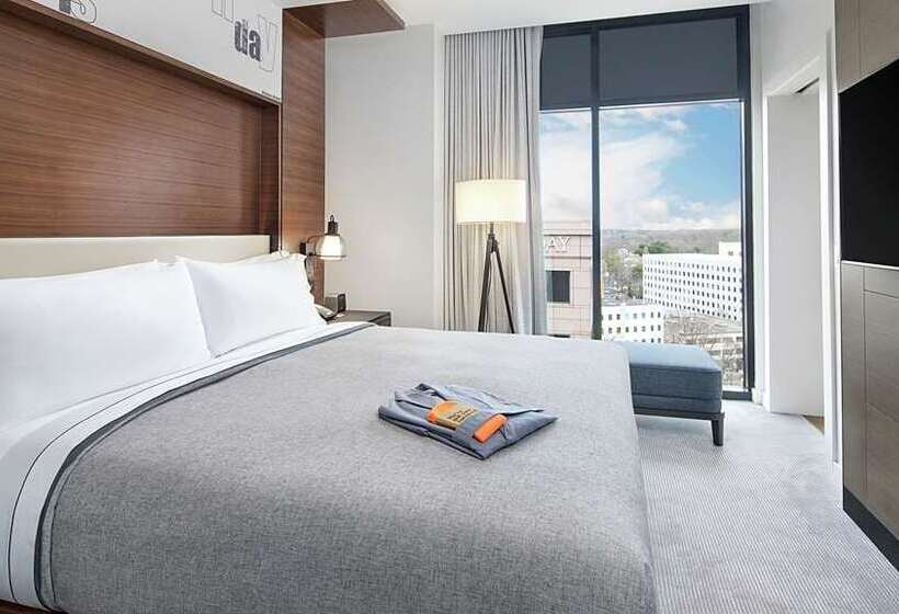 Fotos del hotel Canopy By Hilton Atlanta Midtown:  2