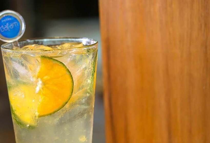 Fotos del hotel Dafam Pacific Caesar Surabaya:  7