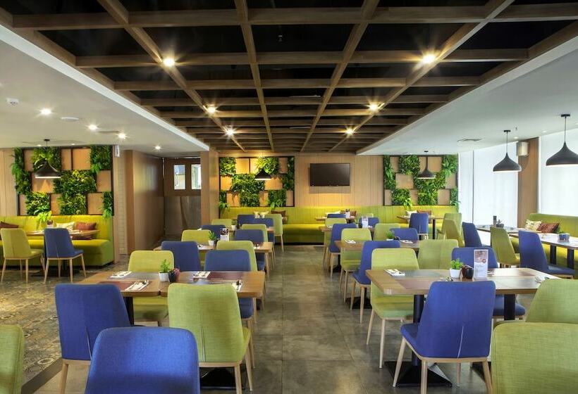 Fotos del hotel Dafam Pacific Caesar Surabaya:  20