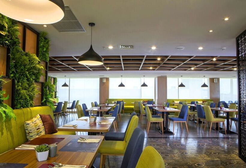 Fotos del hotel Dafam Pacific Caesar Surabaya:  21