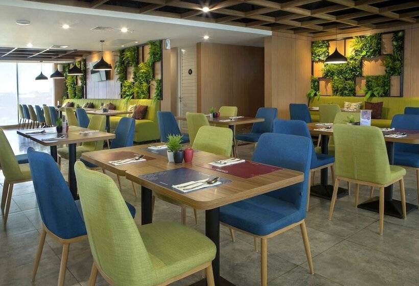 Fotos del hotel Dafam Pacific Caesar Surabaya:  22