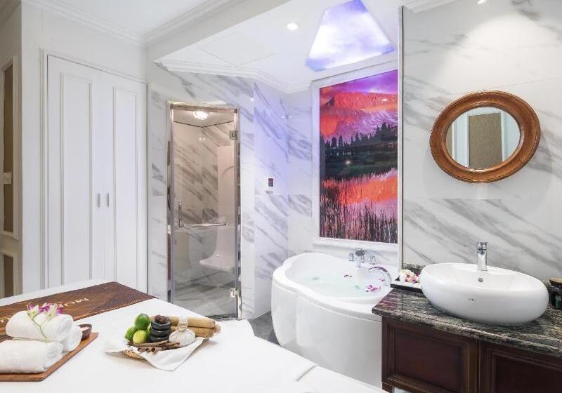 Fotos del hotel Monarque:  4