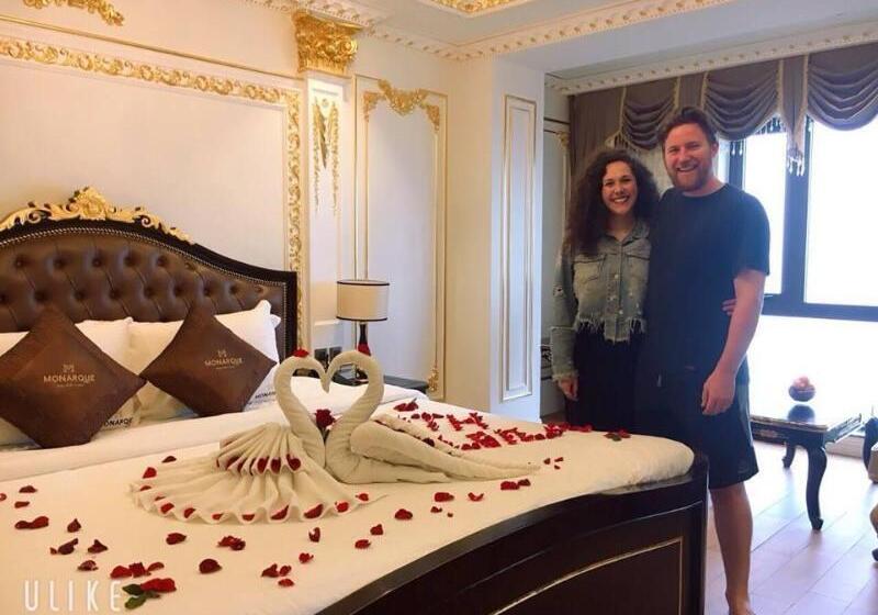 Fotos del hotel Monarque:  3