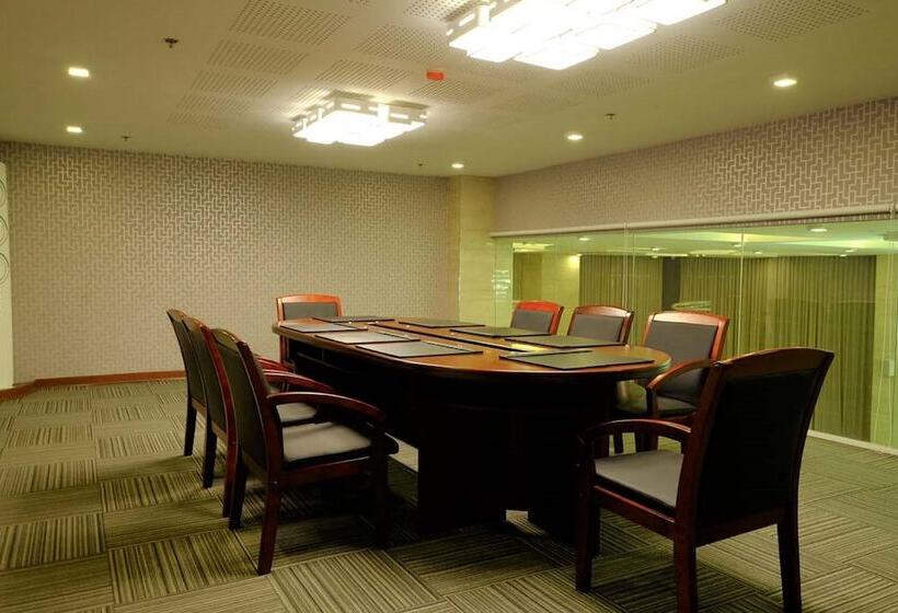 Fotos del hotel One Central  & Suites  Multiple Use:  4