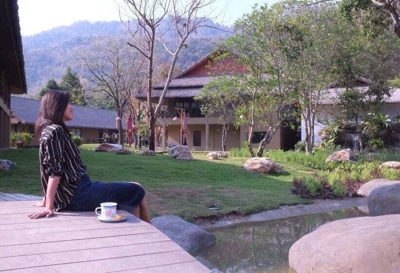 Isaan Isan Boutique Resort Khaoyai By Andacura