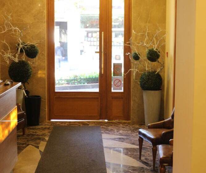 Fotos del hotel City Savoy:  8