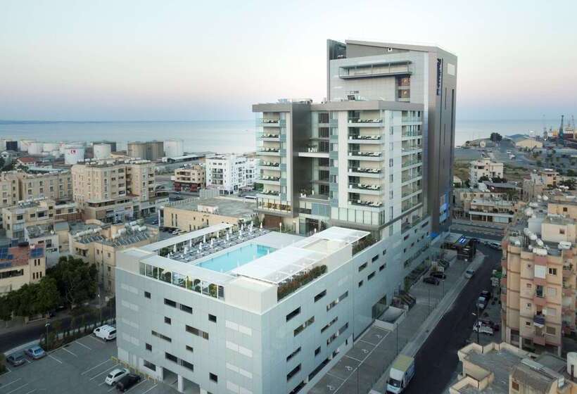 Fotos del hotel Radisson Blu Hotel, Larnaca:  8
