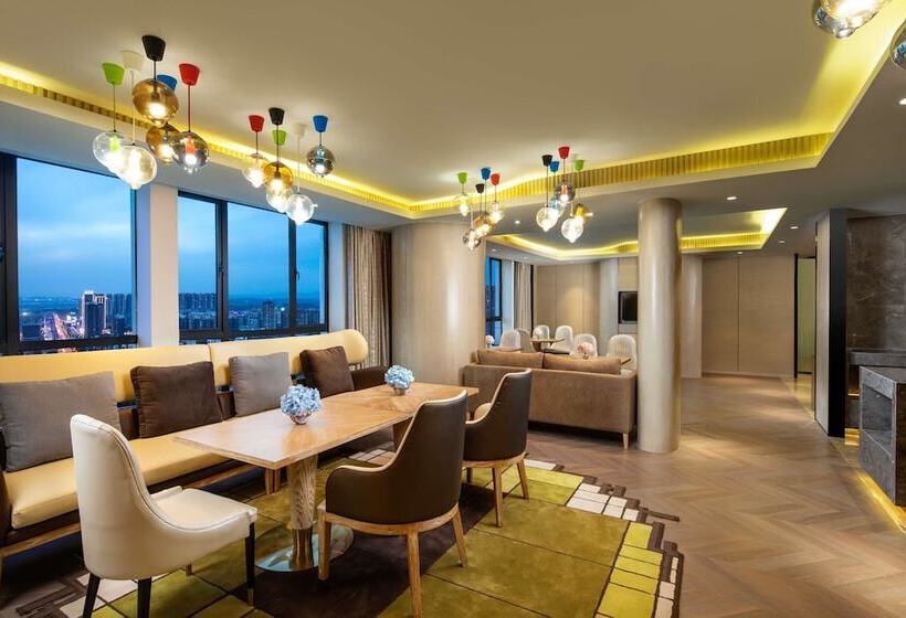 Fotos del hotel Ramada Plaza Changsha Xingsha:  14