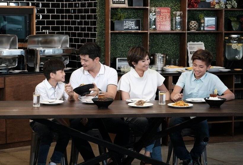 Fotos del hotel U S Makati:  11