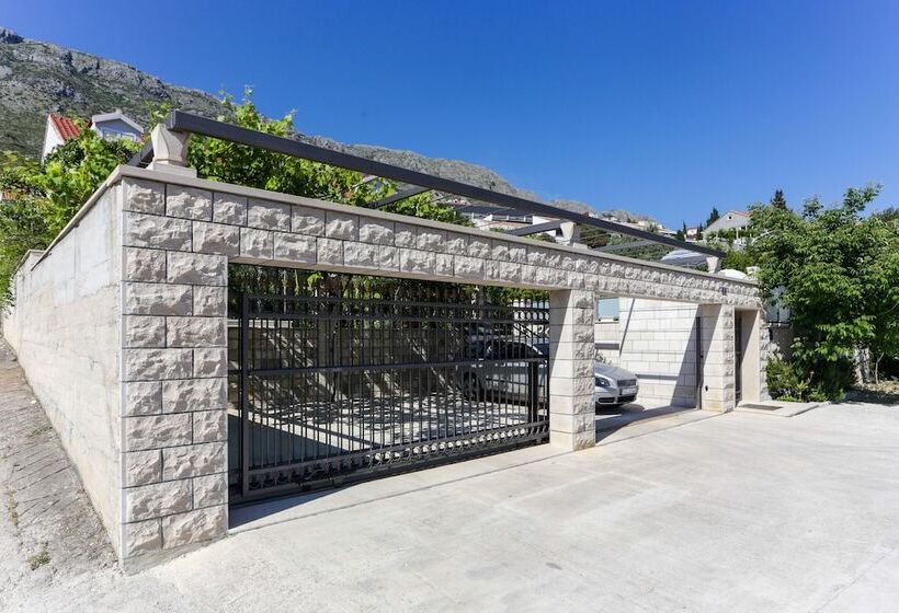 Fotos del hotel Villa Celenca:  5