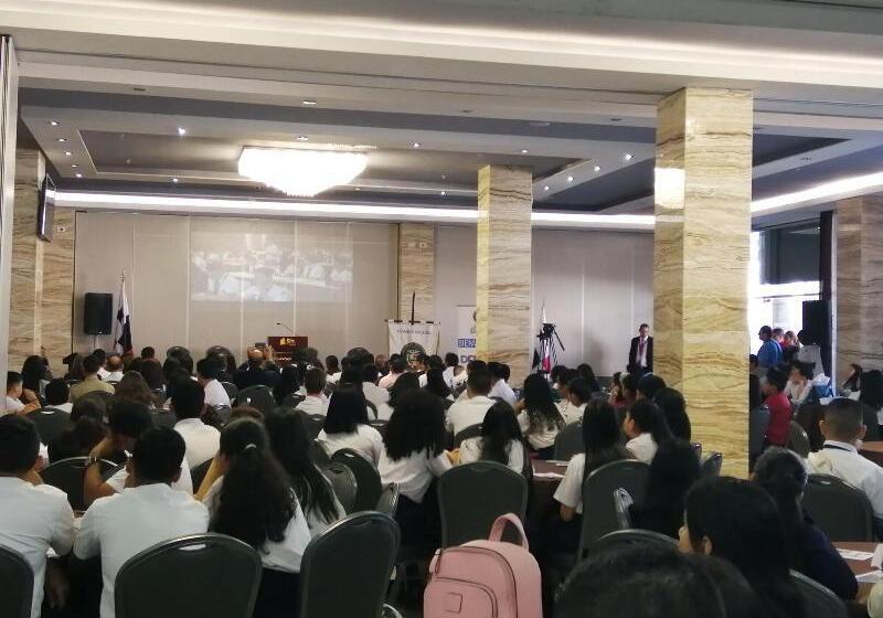 Fotos del hotel City Plaza  & Suites:  11