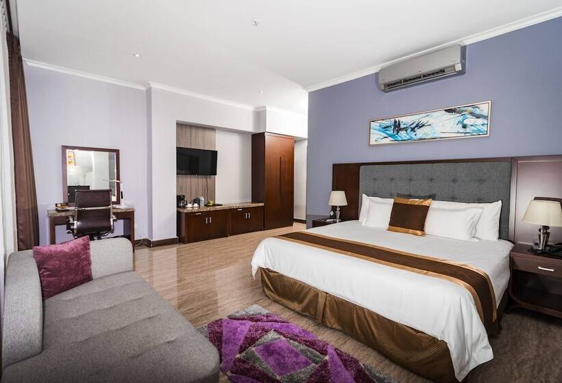 Fotos del hotel City Plaza  & Suites:  10