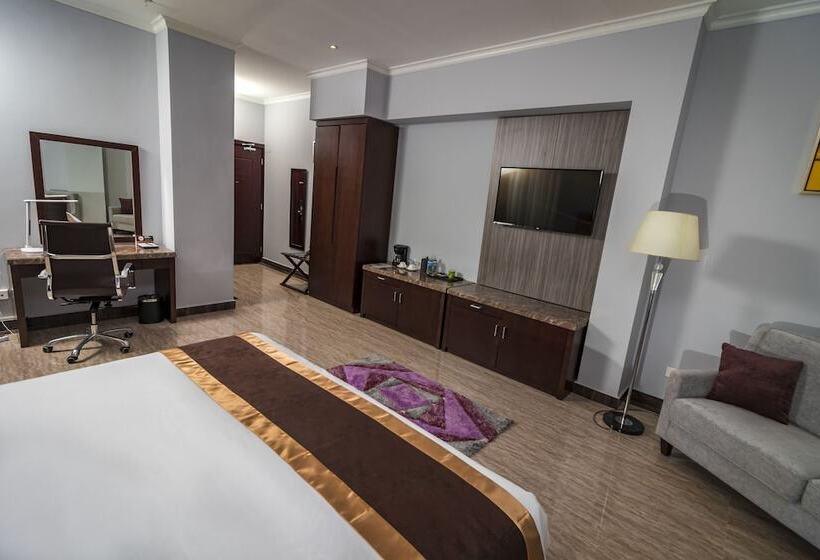 Fotos del hotel City Plaza  & Suites:  13