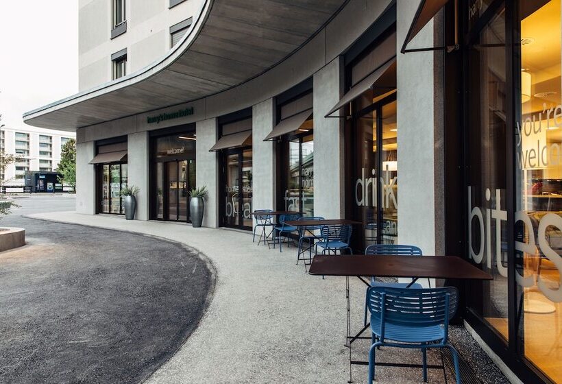 Fotos del hotel Harry S Home  & Apartments:  14