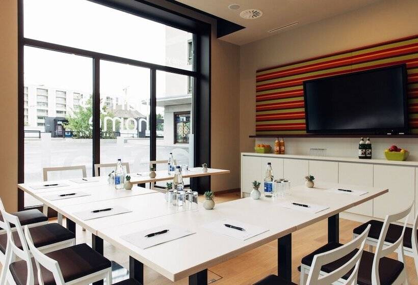 Fotos del hotel Harry S Home  & Apartments:  17