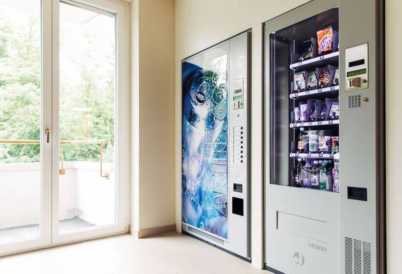 Fotos del hotel Harry S Home  & Apartments:  13