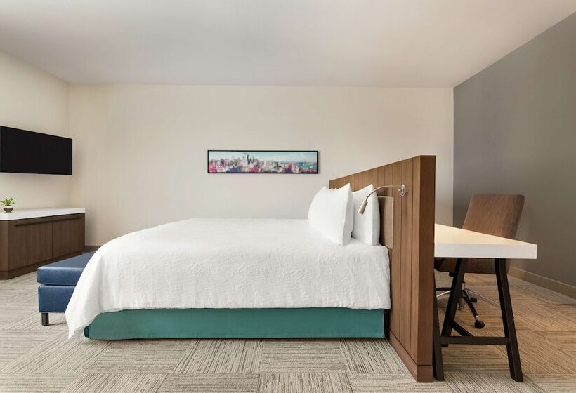 Hilton Garden Inn Seattle Airport