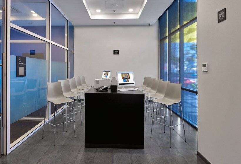 Fotos del hotel City Express Cdmx La Villa:  12