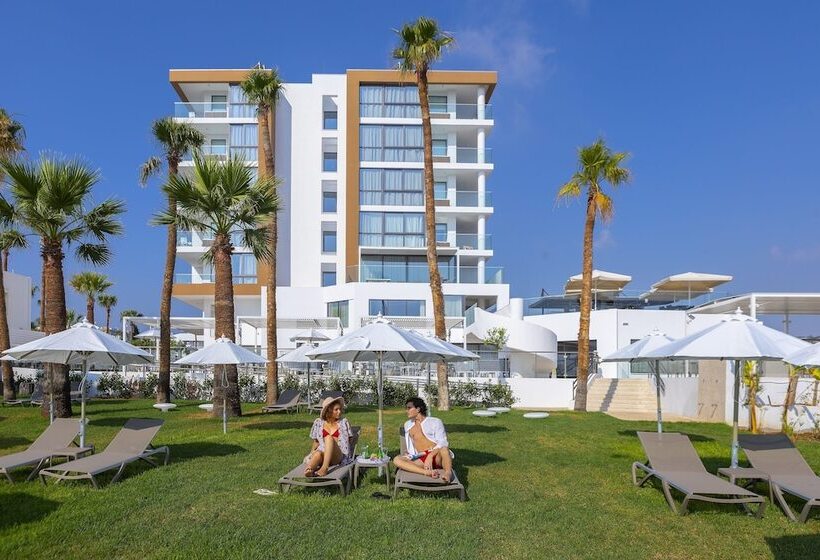 Fotos del hotel Leonardo Crystal Cove Hotel & Spa – Adults Only:  24