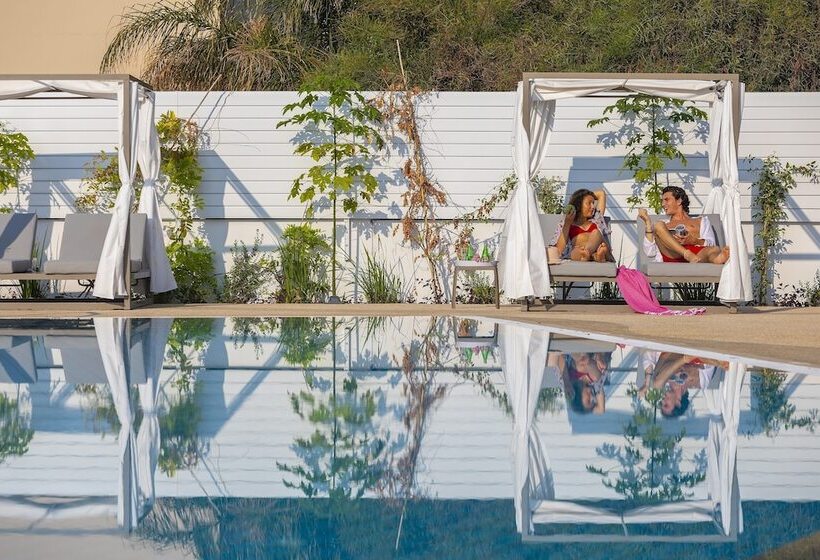 Fotos del hotel Leonardo Crystal Cove Hotel & Spa – Adults Only:  23