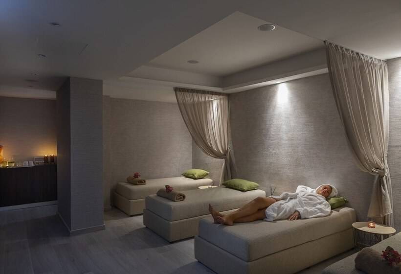 Fotos del hotel Leonardo Crystal Cove Hotel & Spa – Adults Only:  10