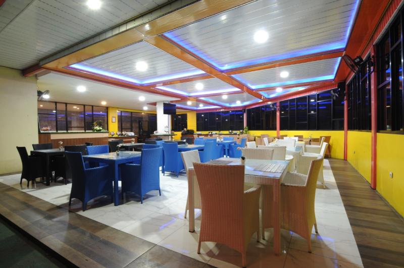 Fotos del hotel Kyriad Grand Master  Purwodadi:  7