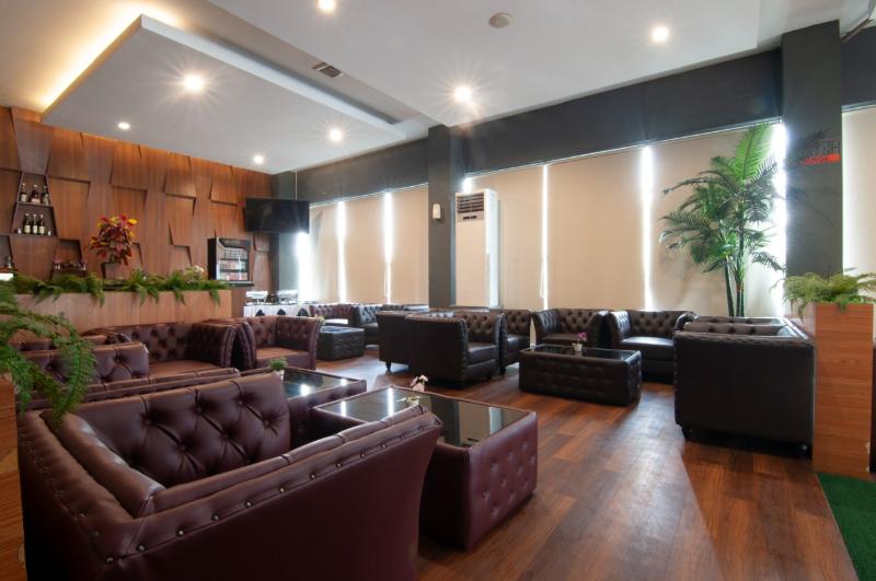 Fotos del hotel Kyriad Grand Master  Purwodadi:  11