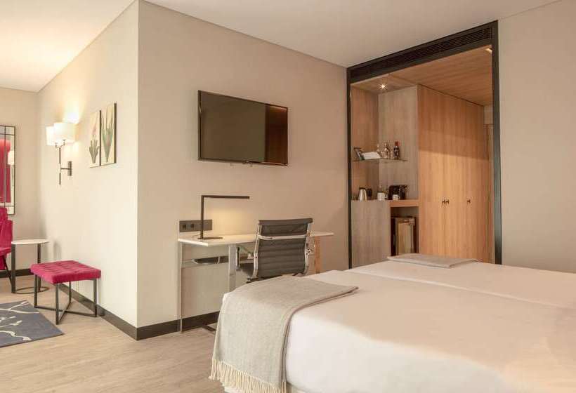 Fotos del hotel Nh Porto Jardim:  6