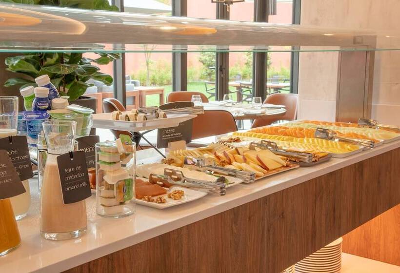 Fotos del hotel Nh Porto Jardim:  45