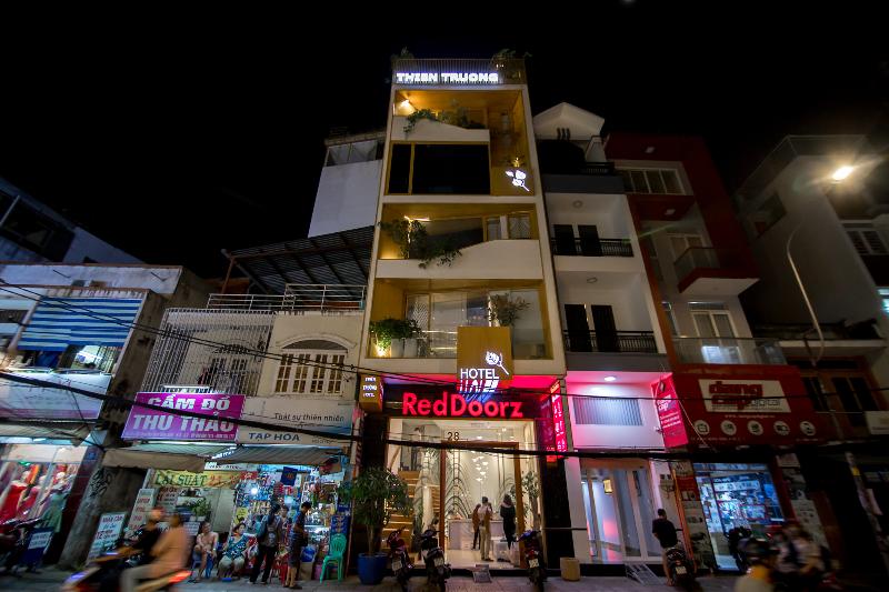 Fotos del hotel Reddoorz Plus Near Saigon Train Station:  9