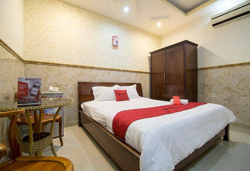 Reddoorz Plus Near Mien Tay Bus Station 2