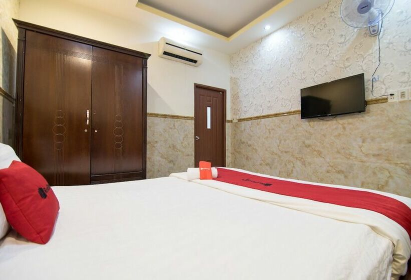 Fotos del hotel Reddoorz Plus Near Mien Tay Bus Station 2:  12