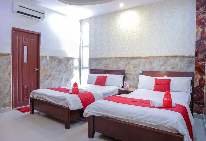 Fotos del hotel Reddoorz Plus Near Mien Tay Bus Station 2:  6