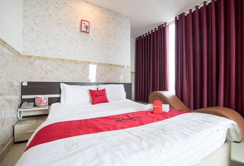 Fotos del hotel Reddoorz Plus Near Mien Tay Bus Station 2:  20