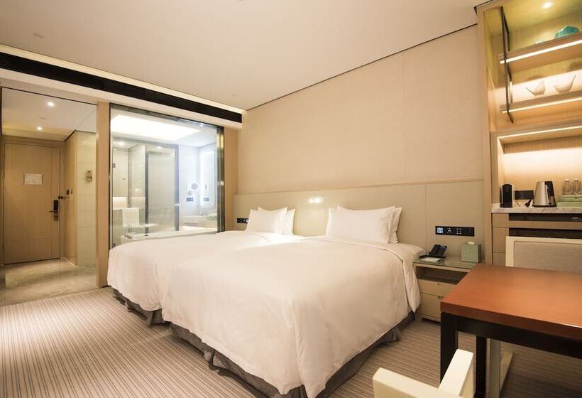 Fotos del hotel Virtuous World:  5