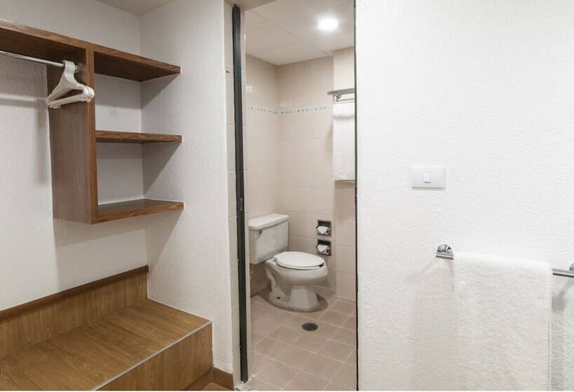 Fotos del hotel San Lucas:  14